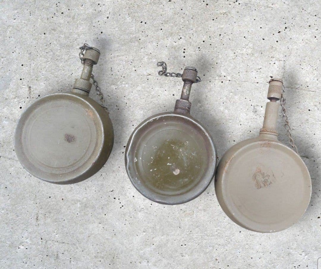 Groupage de bouteilles d'huile MG34/MG42 de la Seconde Guerr, Enlèvement ou Envoi, Armée de terre, Autres types