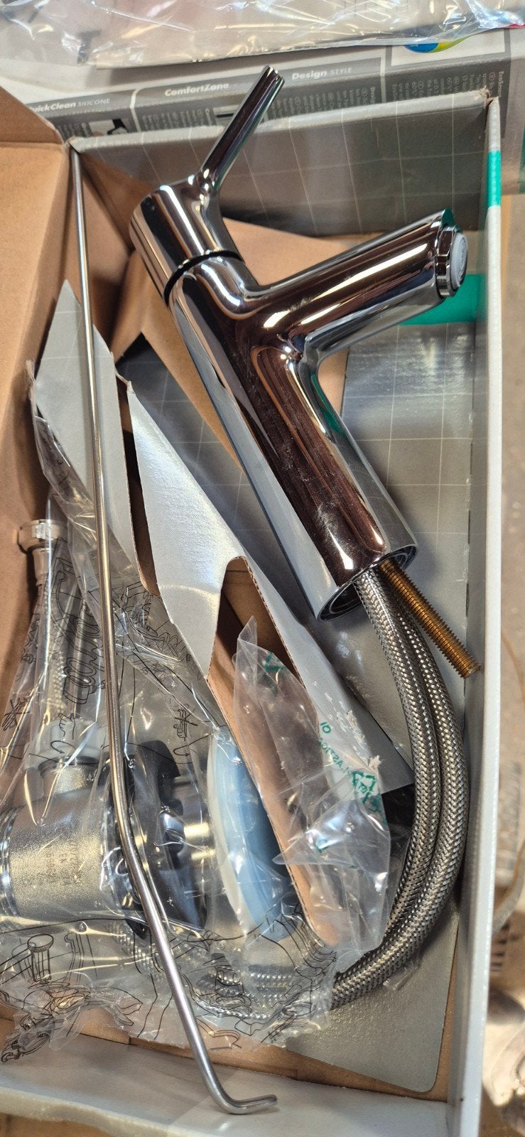 Nieuwe lavabo kranen hansgrohe, Ophalen
