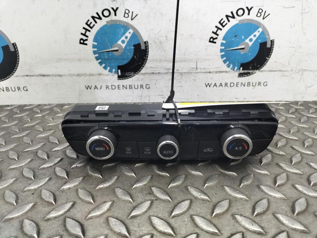 OPEL MOKKA 76 Mokka GS KLOKKENPANEEL 2024, Ophalen of Verzenden, Gebruikt, Stiba lid