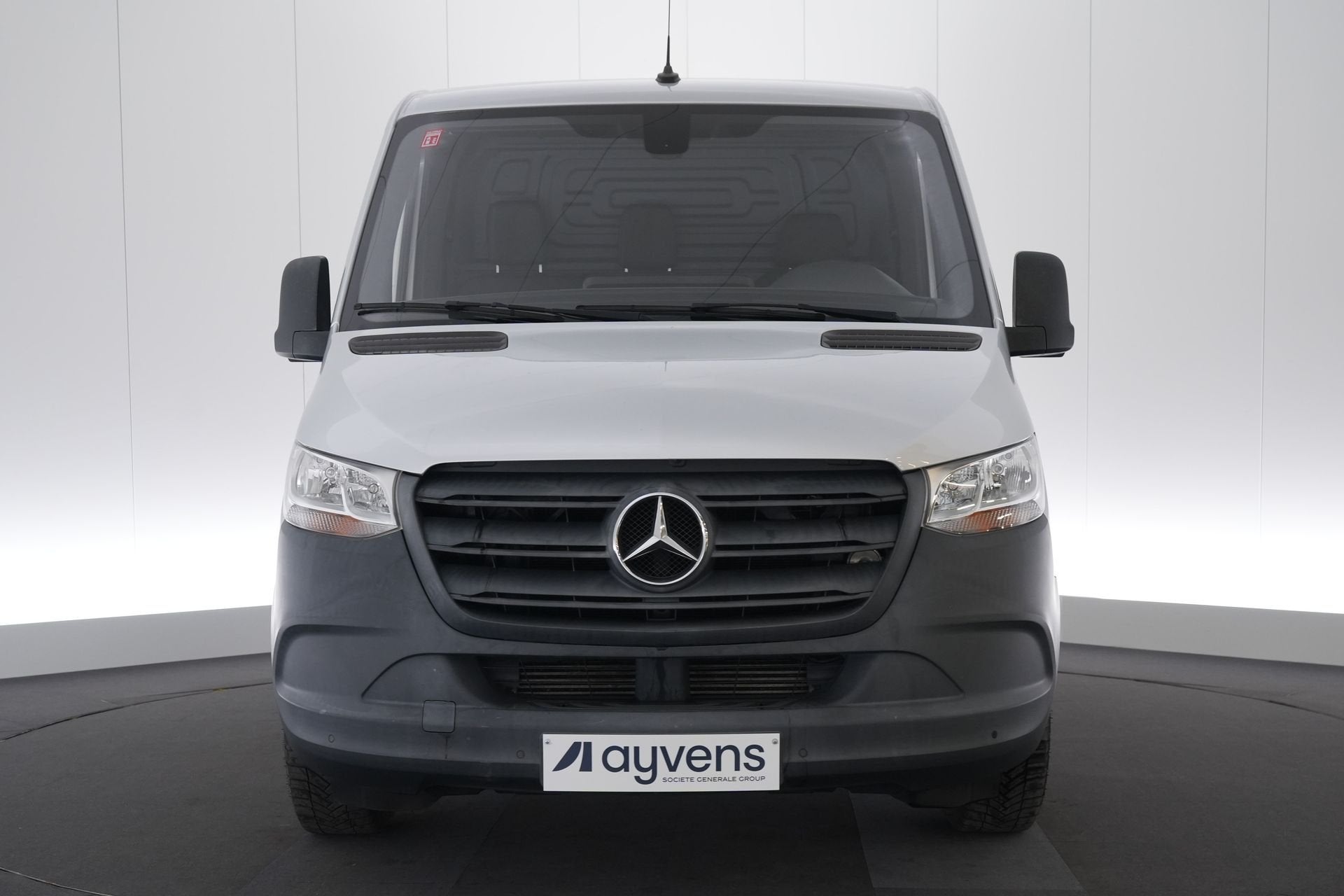 (1YLM331) MERCEDES-BENZ SPRINTER 300 FOU SWB DSL - 201, Voorwielaandrijving, Stof, Gebruikt, Euro 6