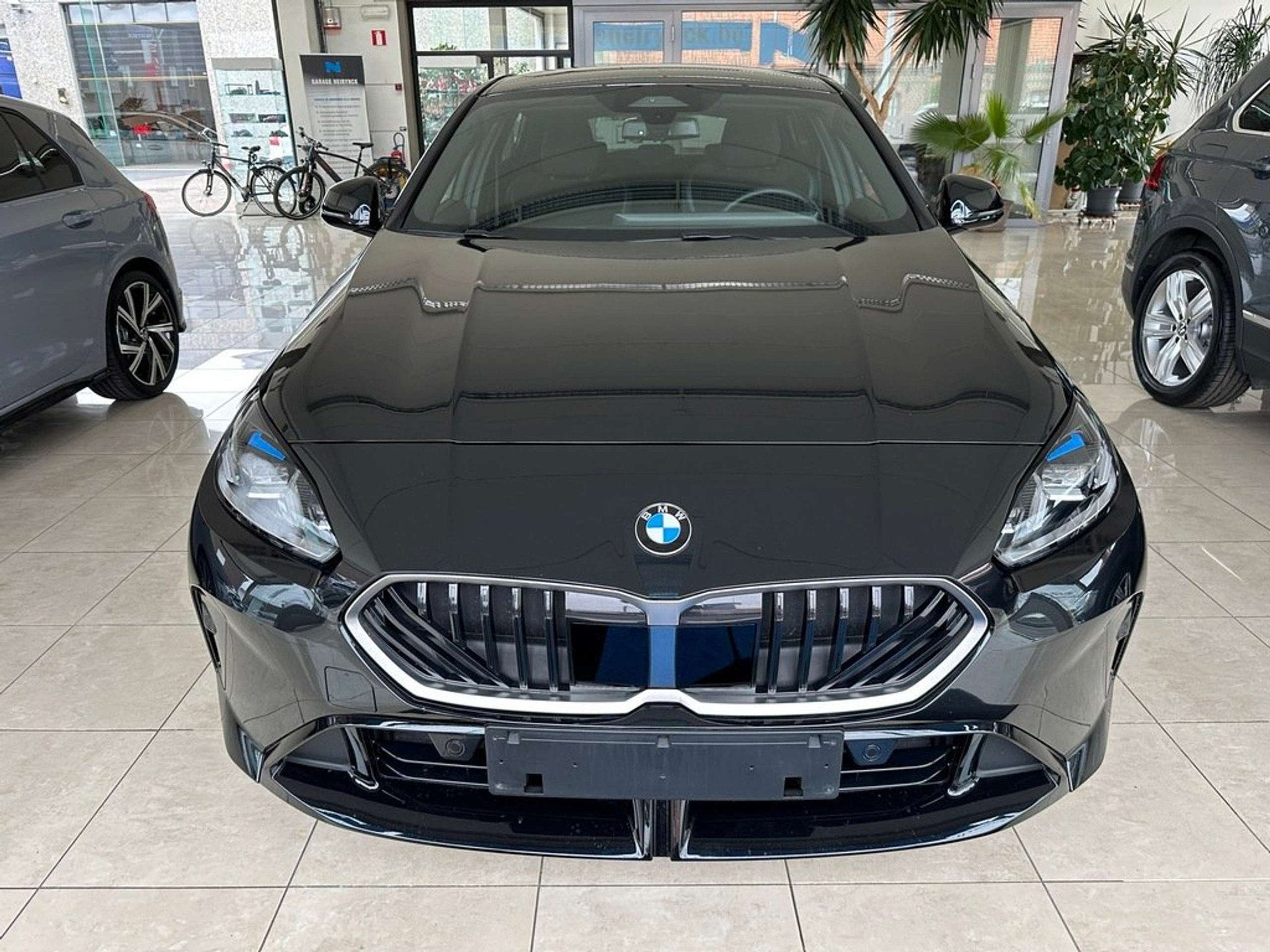 BMW 1 Serie 120 i M Sport | Camera | Harman Kardon | Automaa, Auto's, BMW, 1 Reeks, Gebruikt, Zwart, https://public.car-pass.be/vhr/afb6c872-d240-4bb0-b144-d7e80c08ab93
