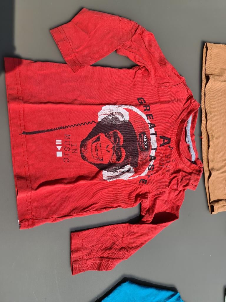 rode pull, trui met koptelefoon, MEXX, 86, Enfants & Bébés, Vêtements de bébé | Taille 86, Enlèvement, Comme neuf