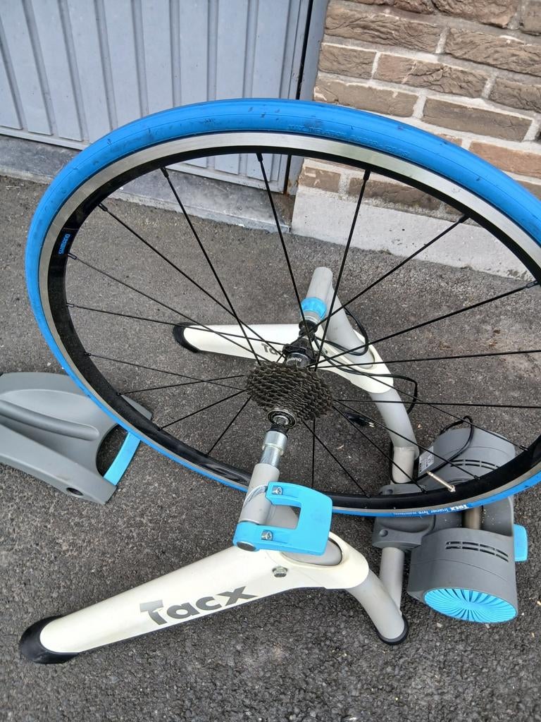 Wiel voor koers fiets op rollen, Ophalen