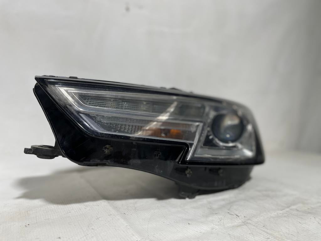Phare gauche Audi A4 8W0941005, Audi, Enlèvement, Utilisé