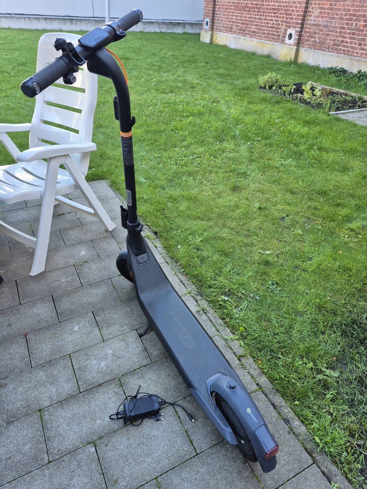 ninebot e2 pro  20 km/h, Fietsen en Brommers, Ophalen, Segway ninebot E2 pro