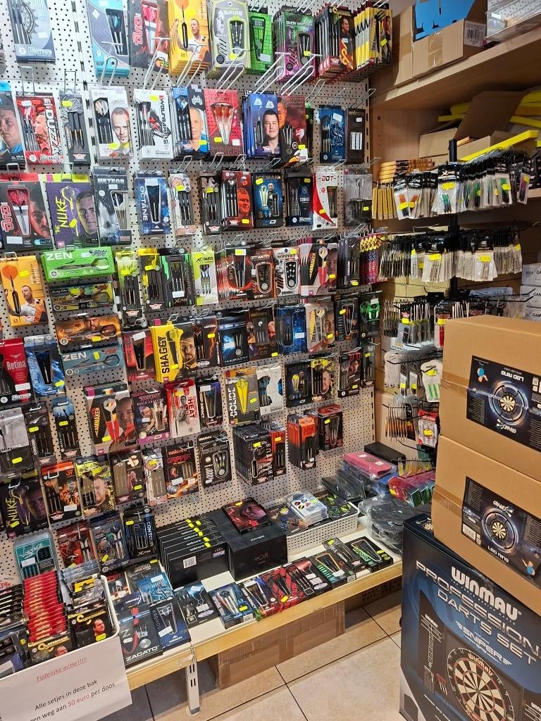 Dartsmateriaal aan de beste prijs.., Sport en Fitness, Darts, Ophalen, Nieuw, Dartbord