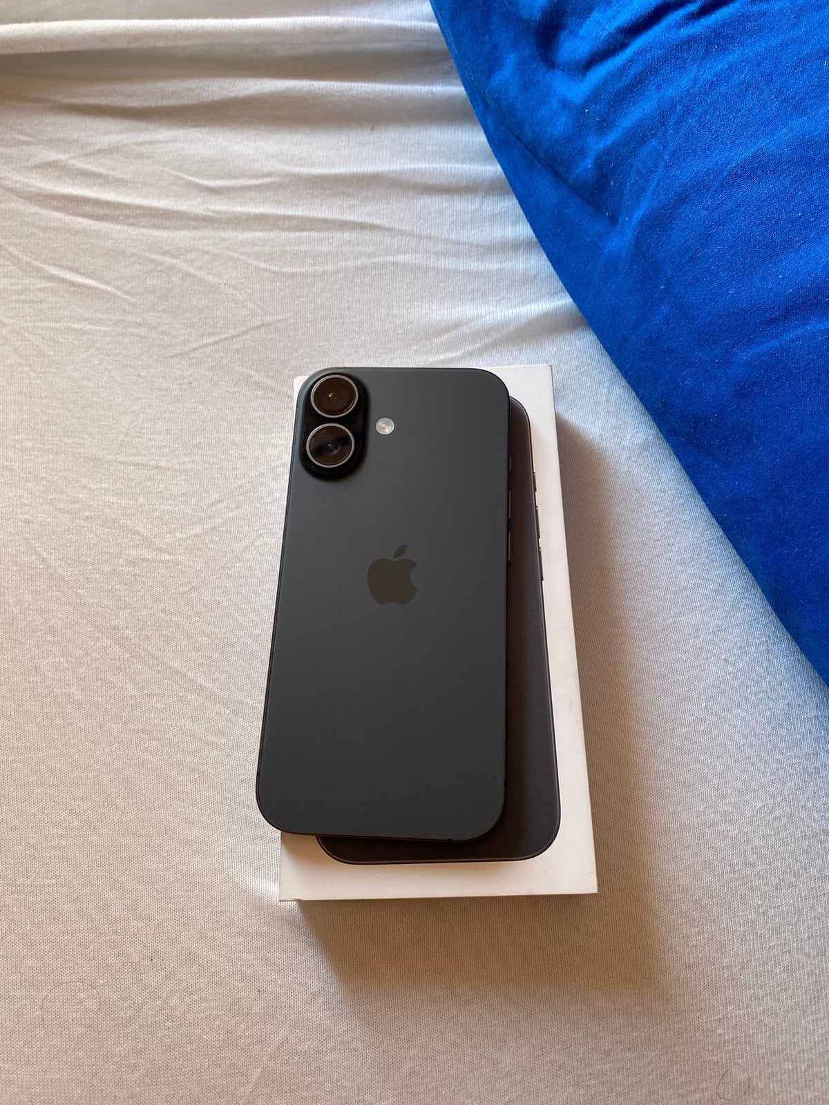 Iphone 17 256gb (moederbord moet worden gerepareerd), Telecommunicatie, Mobiele telefoons | Hoesjes en Screenprotectors | Apple iPhone