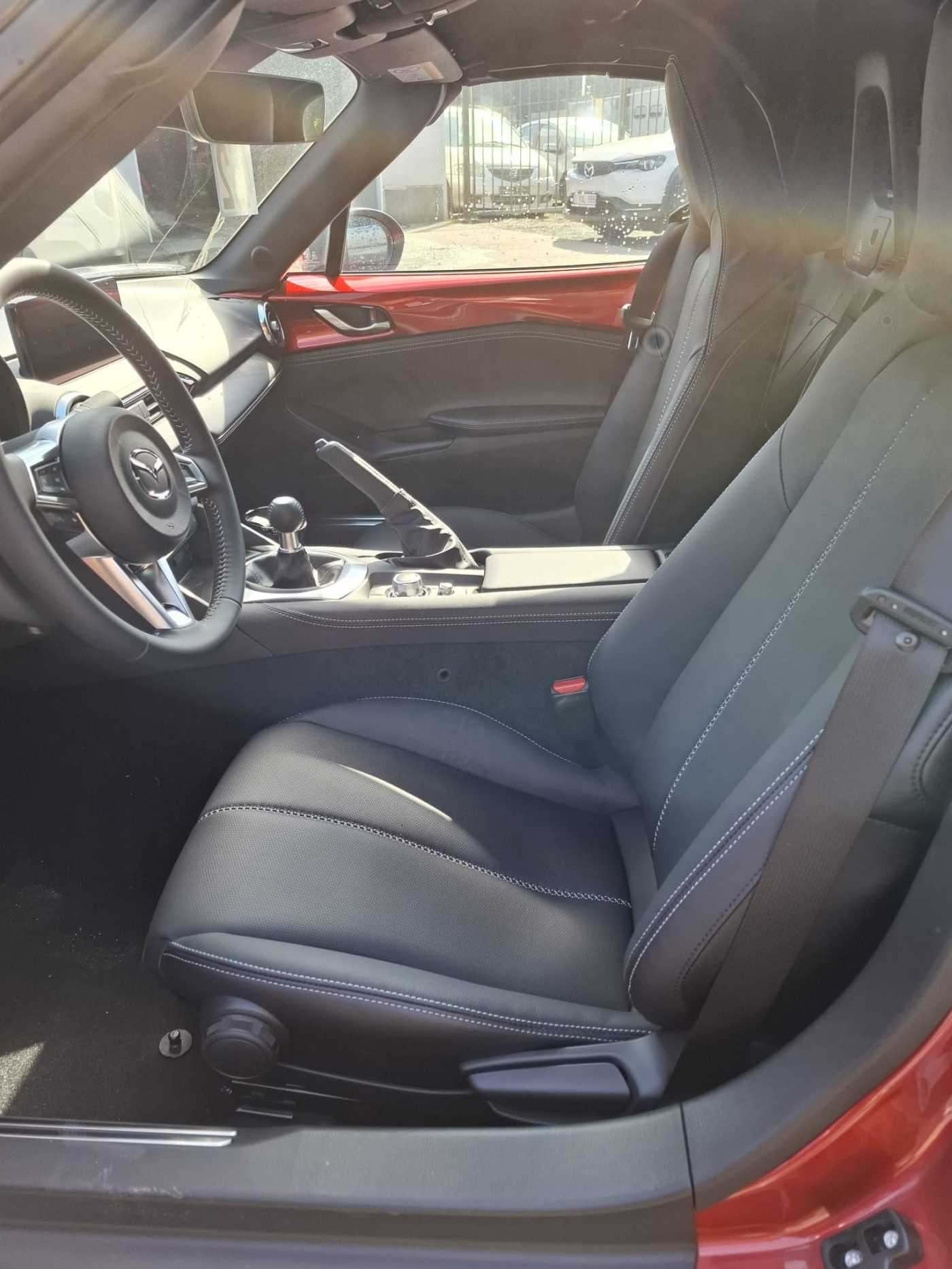 Mazda MX-5 1.5i Skyactiv-G Exclusive Line, Auto's, Cabriolet, Handgeschakeld, Nieuw, 2 zetels