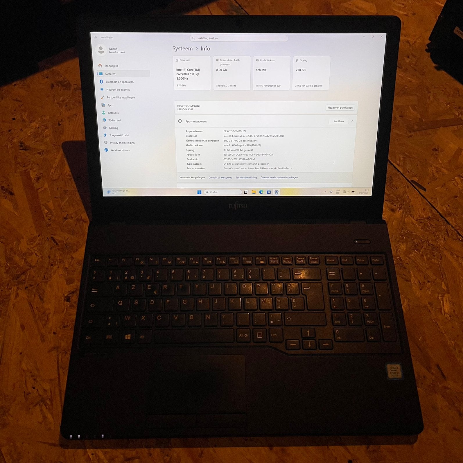 Fujitsu Lifebook A357 / i5 7th gen / Windows 11, Informatique & Logiciels, Enlèvement ou Envoi, 8 GB, 3 à 4 Ghz, Utilisé