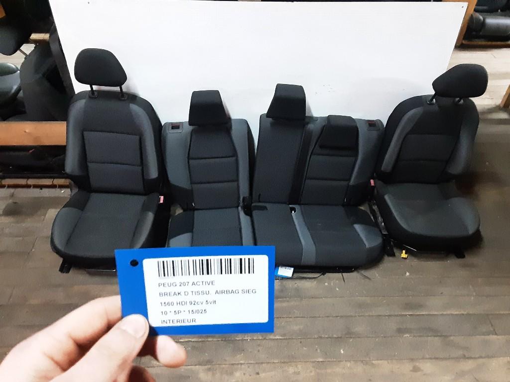 INTERIEUR COMPLET Peugeot 207 SW (WE / WU) (01-2007/12-2013), Mevr. I. Hauben, Utilisé, Rue de l'Espoir 34 34
4030  GRIVEGNÉE, BE