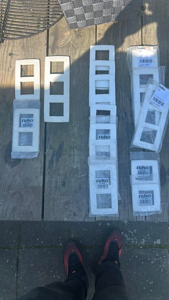 Niko afdekplaaten, Tickets en Kaartjes