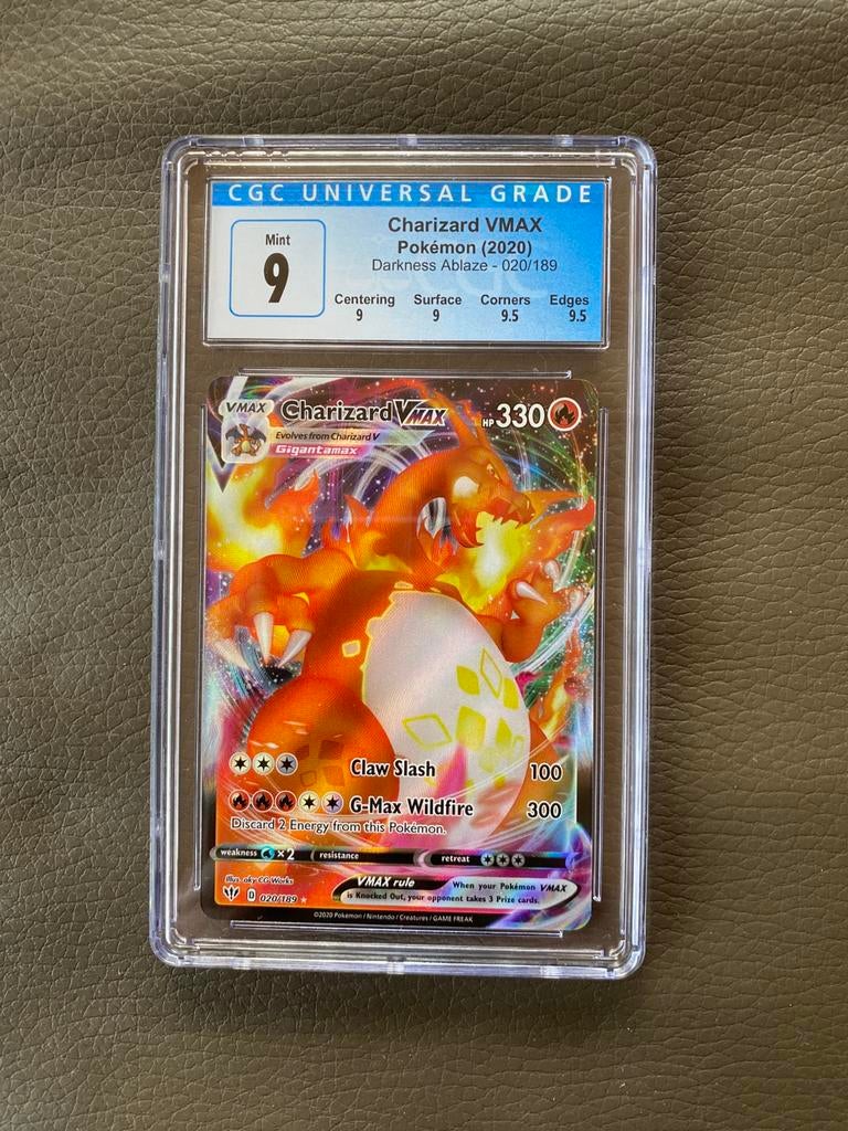 Charizard VMAX Darkness Ablaze, Ophalen of Verzenden, Zo goed als nieuw, Losse kaart