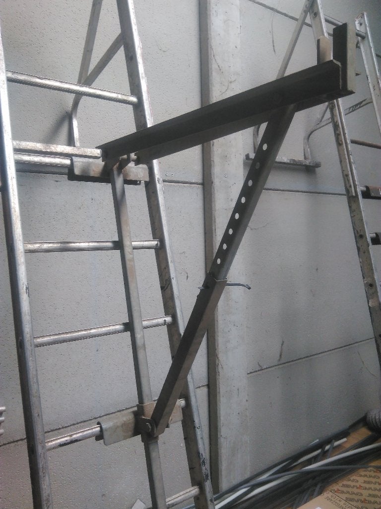 Taquet d'échelle (à vendre ou à louer), Enlèvement, Utilisé, Échafaudage de toiture, Moins de 2 mètres
