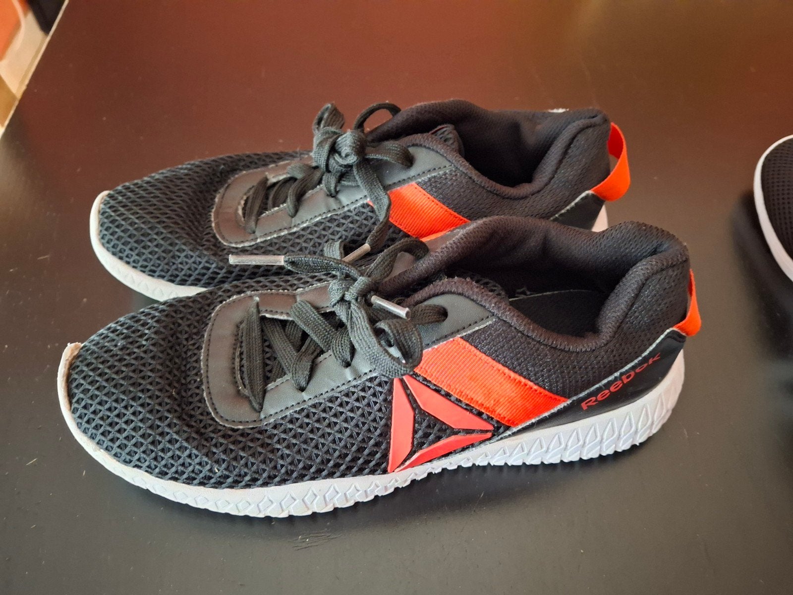baskets Reebok taille 38, Enlèvement