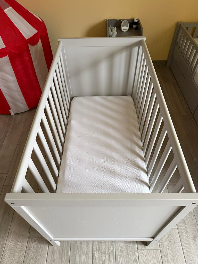 Ikea Sundvik kinderbed, Ophalen, Zo goed als nieuw, Minder dan 140 cm, Matras