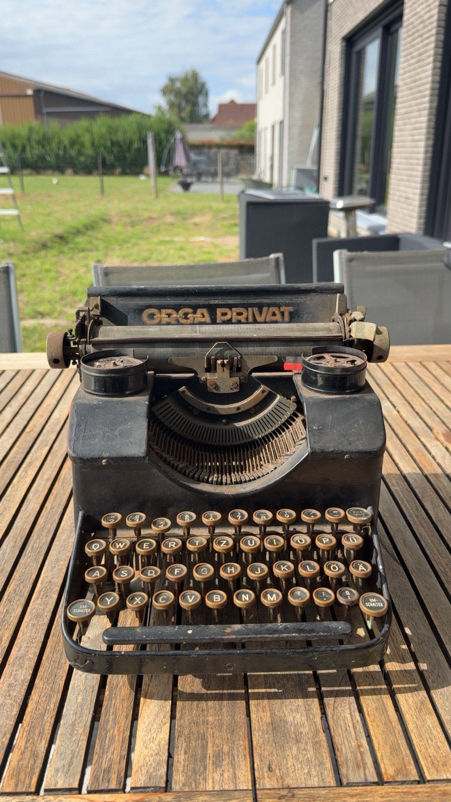Ancienne machine à écrire, Enlèvement ou Envoi, Utilisé