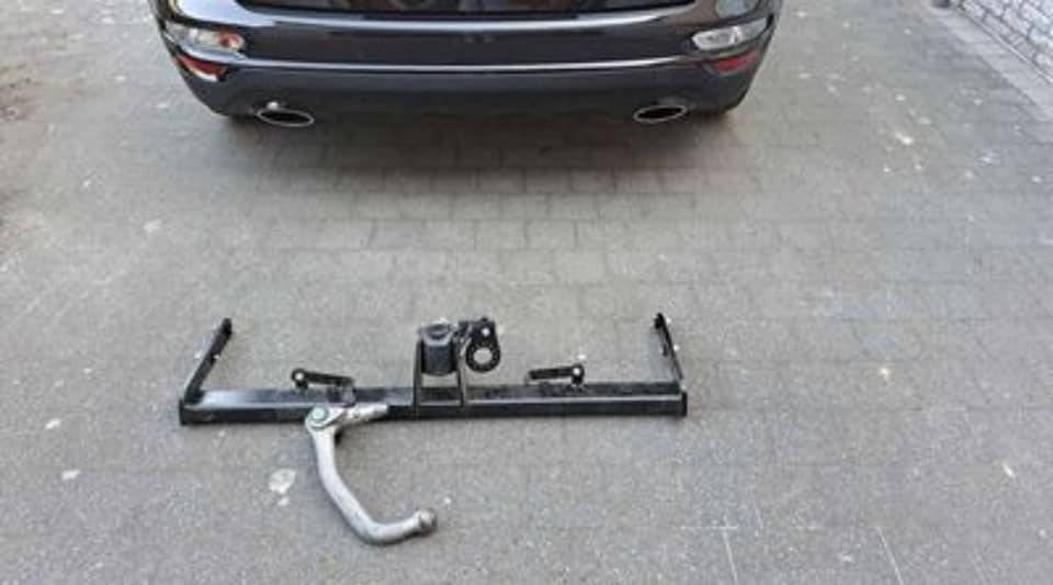 origineel Trekhaak Kia sportage, Auto-onderdelen, Ophalen, Achter, Bumper, Gebruikt