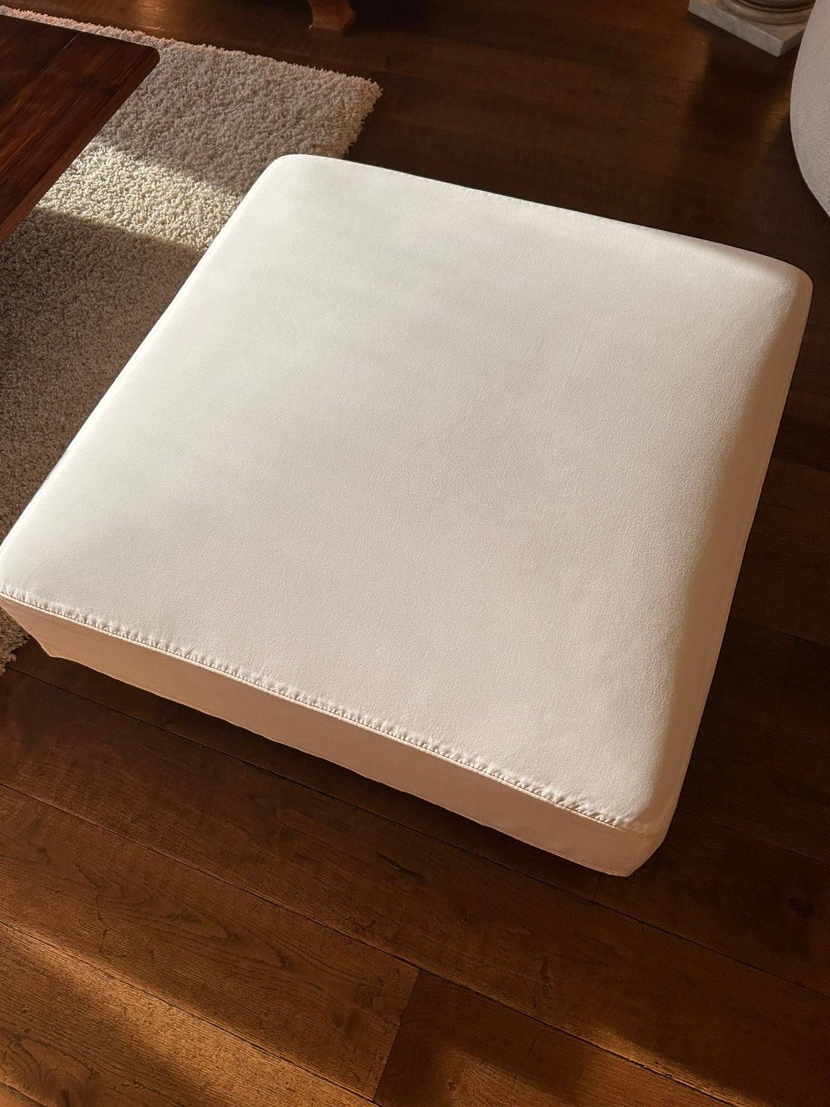 Flexform pouf. 1 meter op 1 meter hoogte 35 cm kleur wit, Ophalen, Zo goed als nieuw