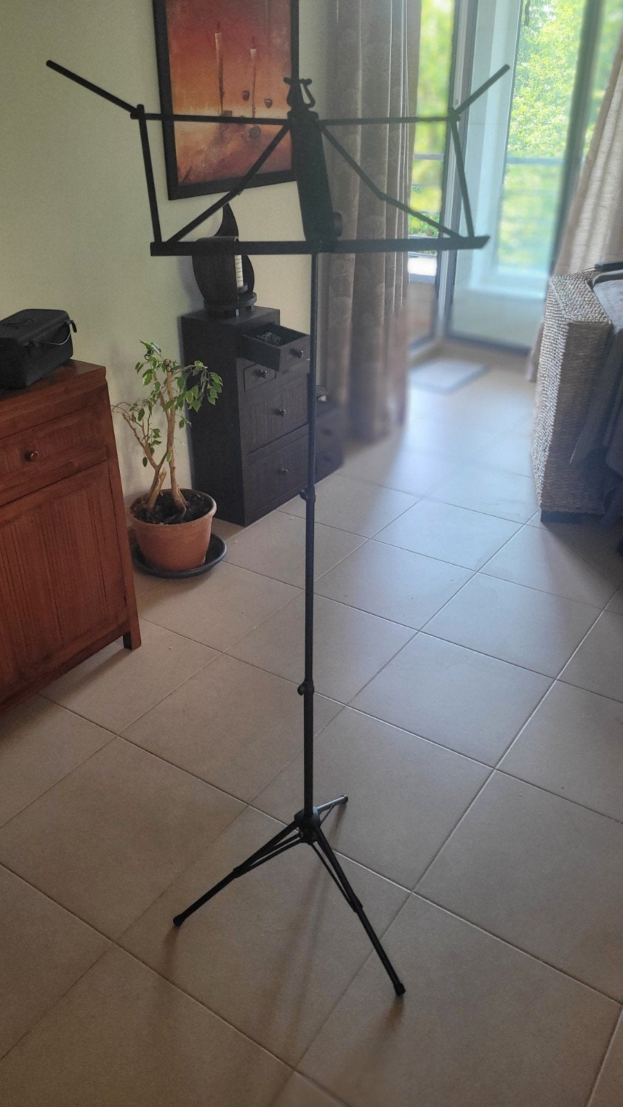 Pupitre Ruka (marque de qualité) réglable de 70 à 160 cm, Muziek en Instrumenten, Standaarden, Muziekstandaard