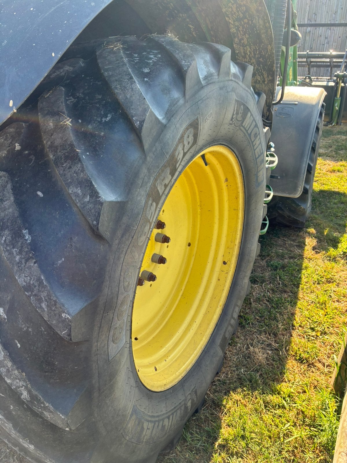Michelin 600/65R38 multibib, Articles professionnels, Agriculture | Pièces | Pneus, Jantes & Essieux, Enlèvement
