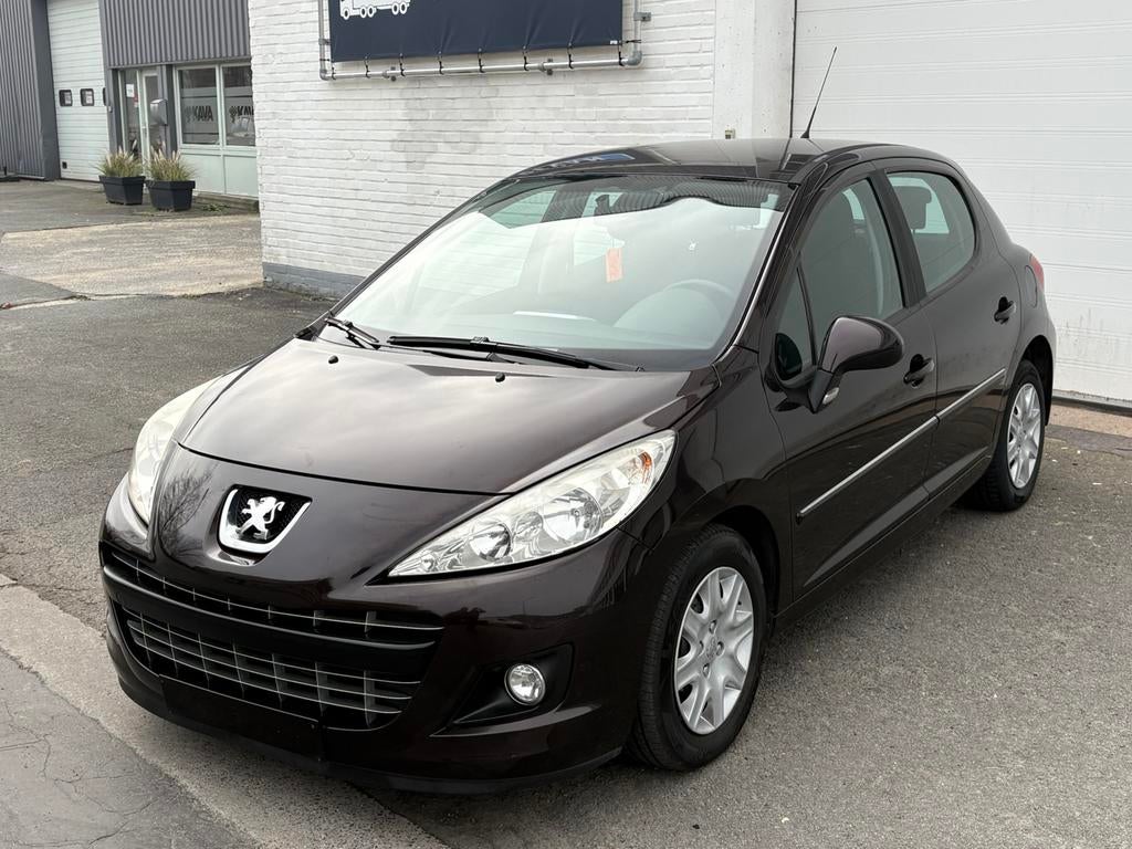 Peugeot 207 ! 2011 ! 1.4 i ! 163000 KM ! Airco!, Auto's, Peugeot, Euro 5, Elektrische ramen, Particulier, Te koop