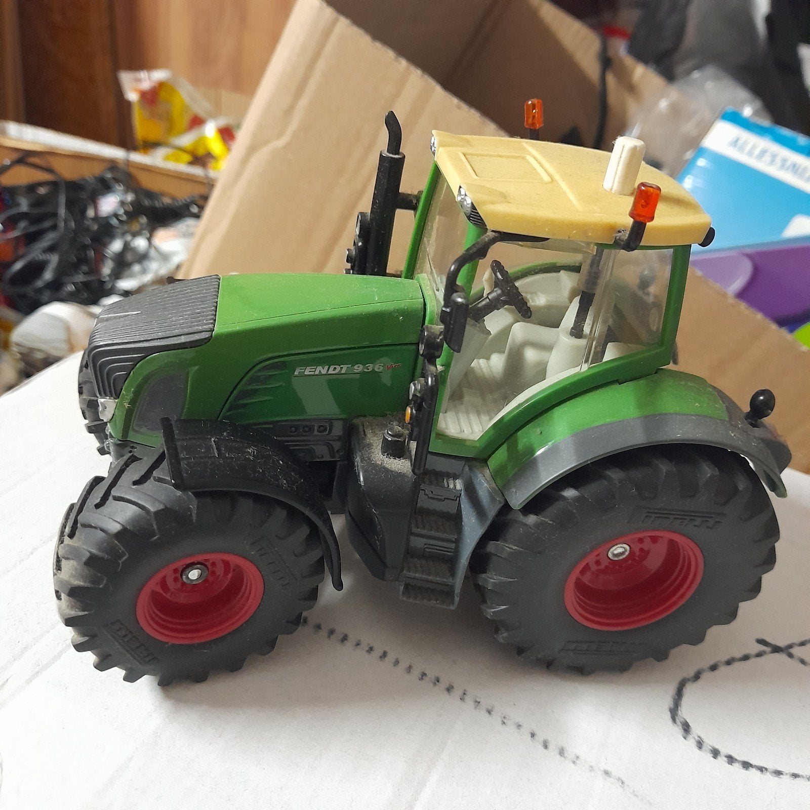 Tractor fendt, Ophalen of Verzenden, Zo goed als nieuw, Tractor of Landbouw, SIKU