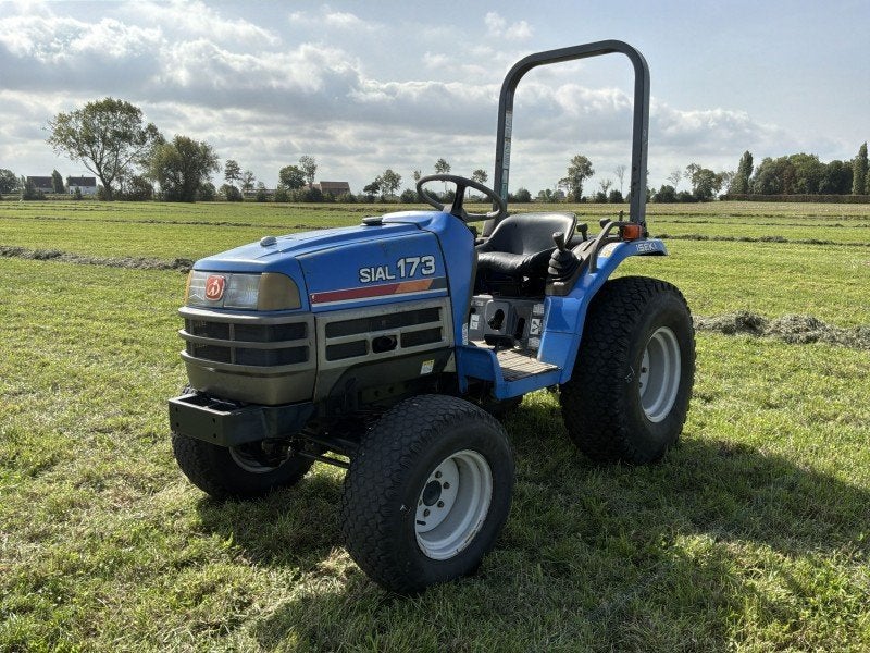 Mini-tracteur à quatre roues motrices Iseki Sial TF173F, Autres marques
