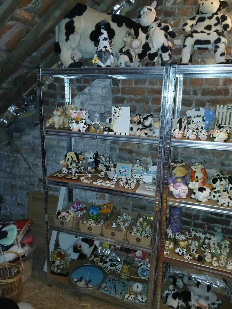 Grande collection sur le thème "vache" en tout genre et styl, Enlèvement