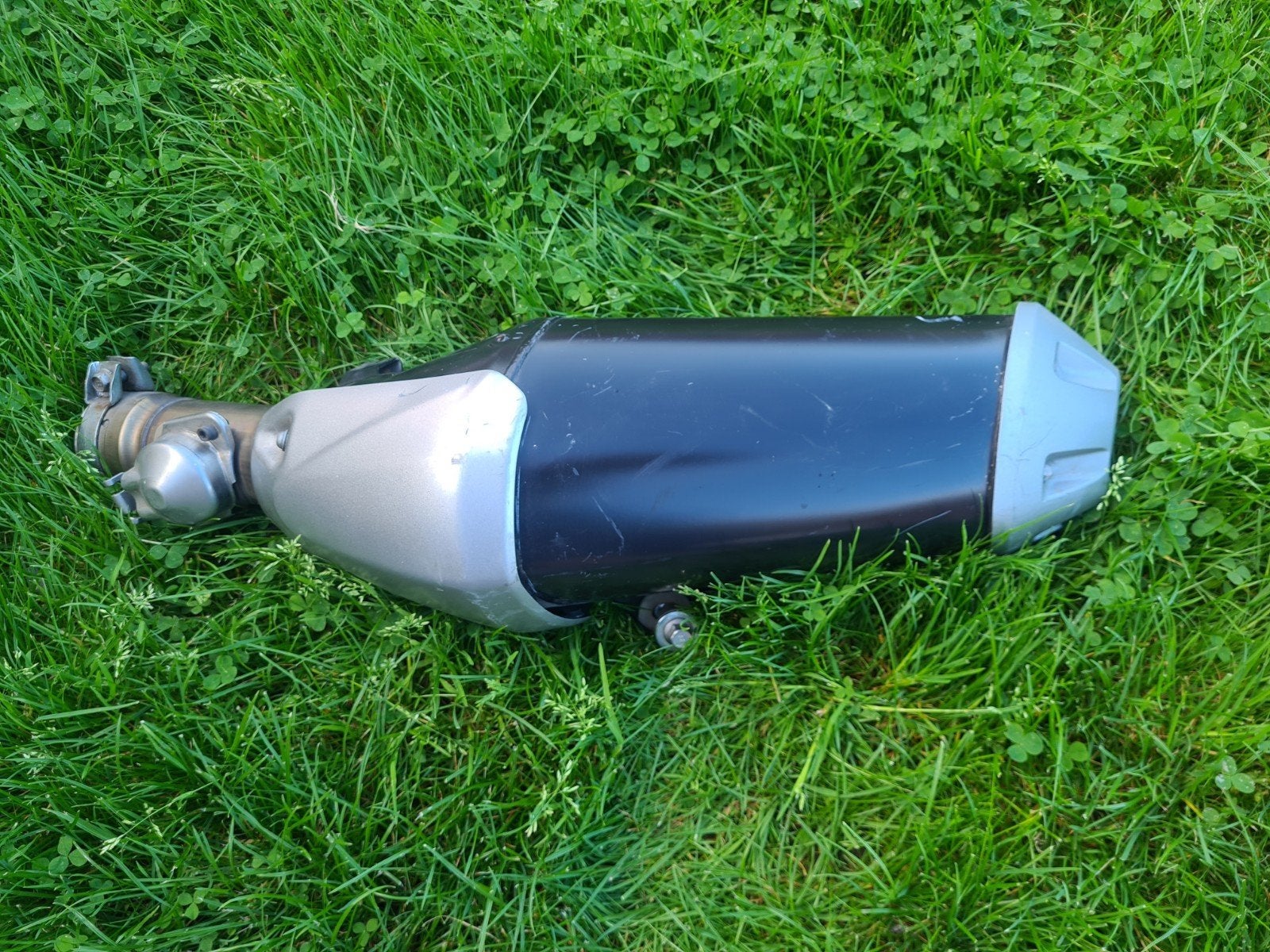 Yamaha FZ1 2006-2009 (FZ1 Fazer) Uitlaatdemper orgineel, Enlèvement ou Envoi