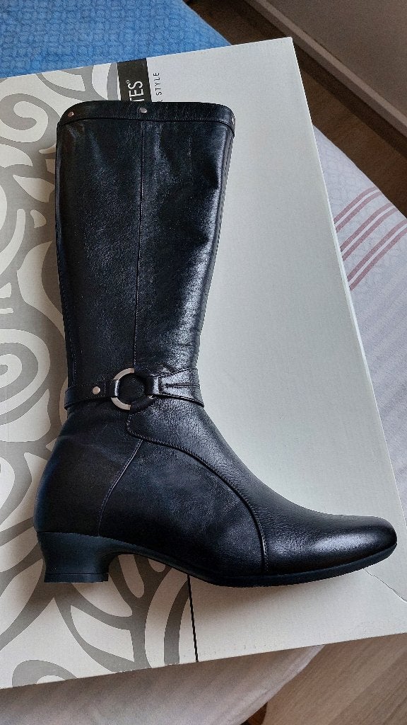 Laars maat 37, Vêtements | Femmes, Neuf, Enlèvement ou Envoi, Bottes hautes, Footnotes