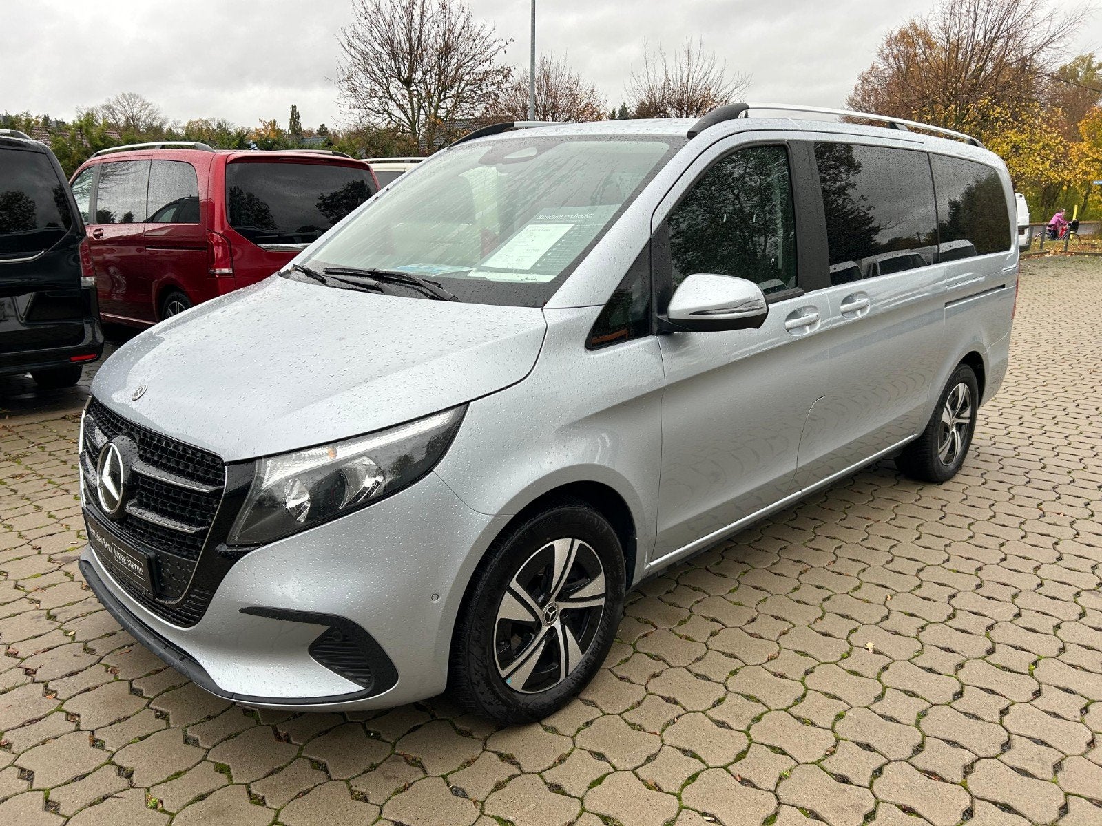 Mercedes V220D '2024

Mercedes V220D
08/202, Autos, Argent ou Gris, Achat, 2500 kg, Noir