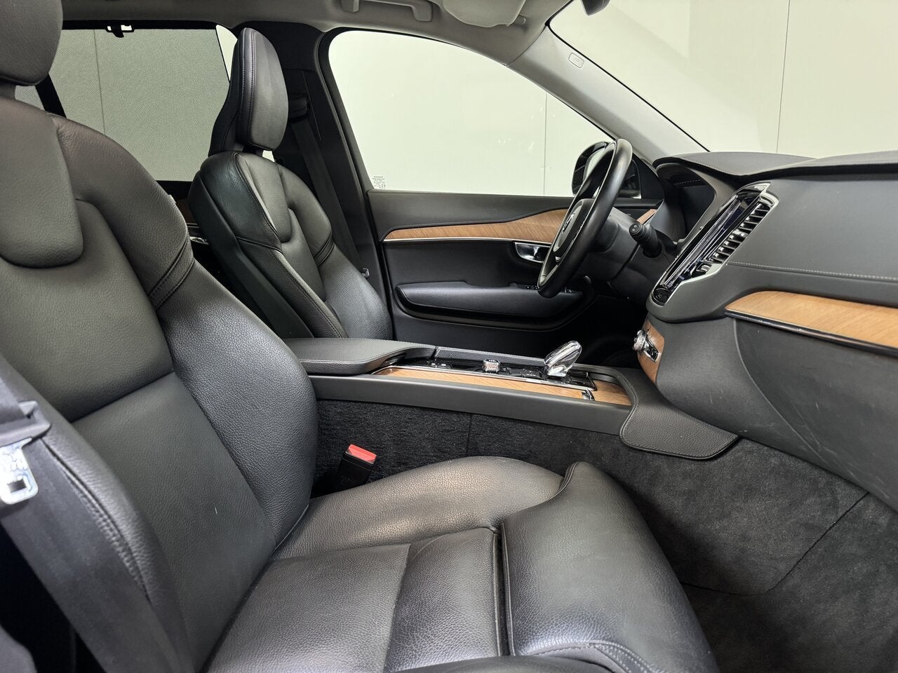 Volvo XC90 2.0 MildHybrid Diesel AWD Inscription - 7pl - To, 174 kW, 4 cilinders, 1969 cc, 0 kg