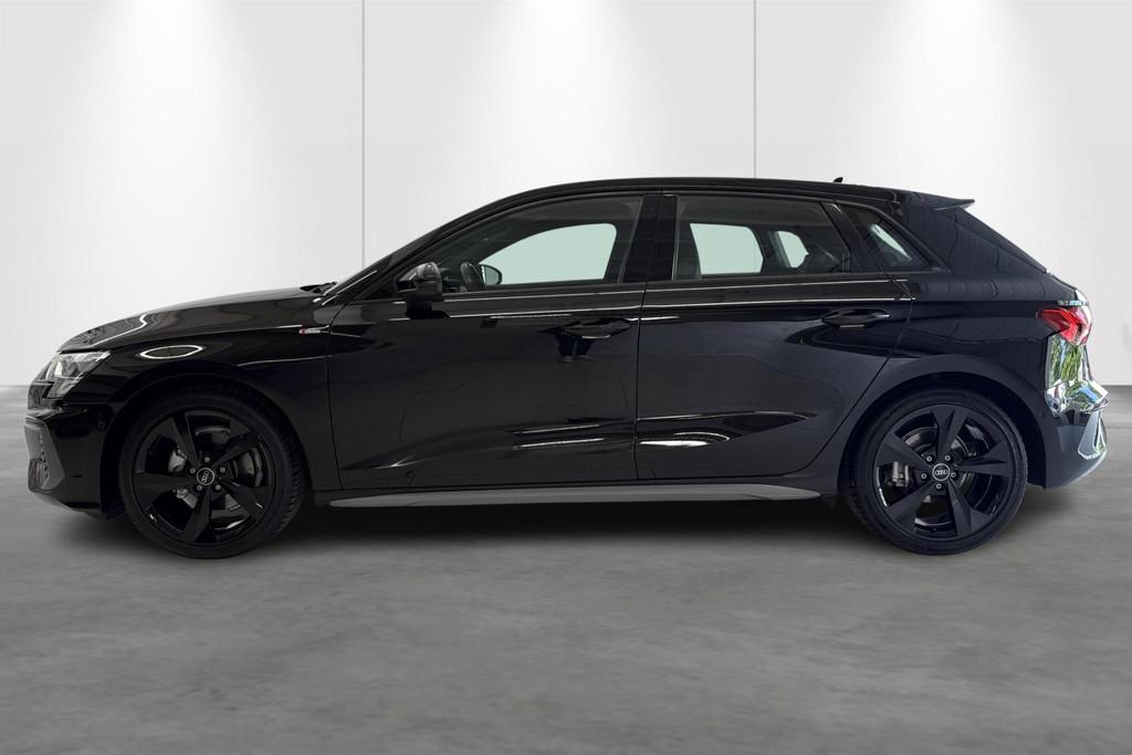 Audi A3 Sportback 1.5 TFSI e 150 S Line S tronic, Stof, Gebruikt, Plug-in hybride, 5 zetels