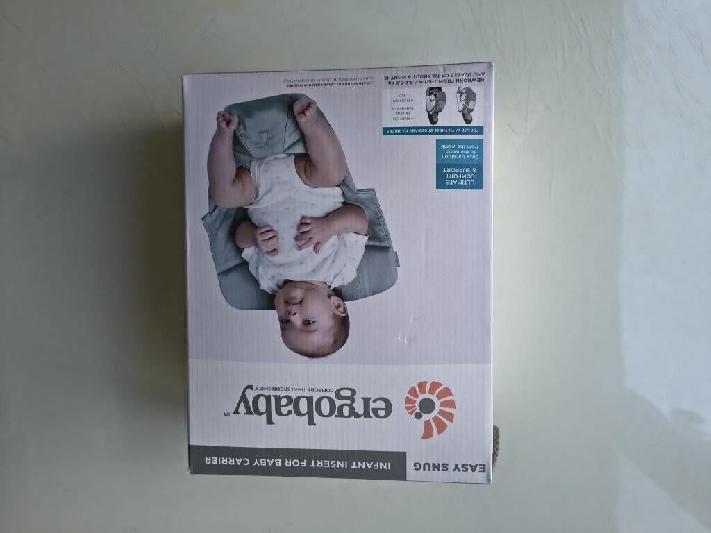 Ergobaby verkleinkussentje, Kinderen en Baby's, Babydragers en Draagdoeken, Buik of Rug, Zo goed als nieuw, Draagzak, Ophalen