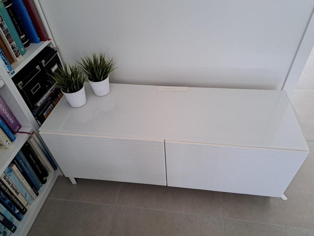Ikea tv meubel, Ophalen, 100 tot 150 cm, Zo goed als nieuw, Minder dan 100 cm