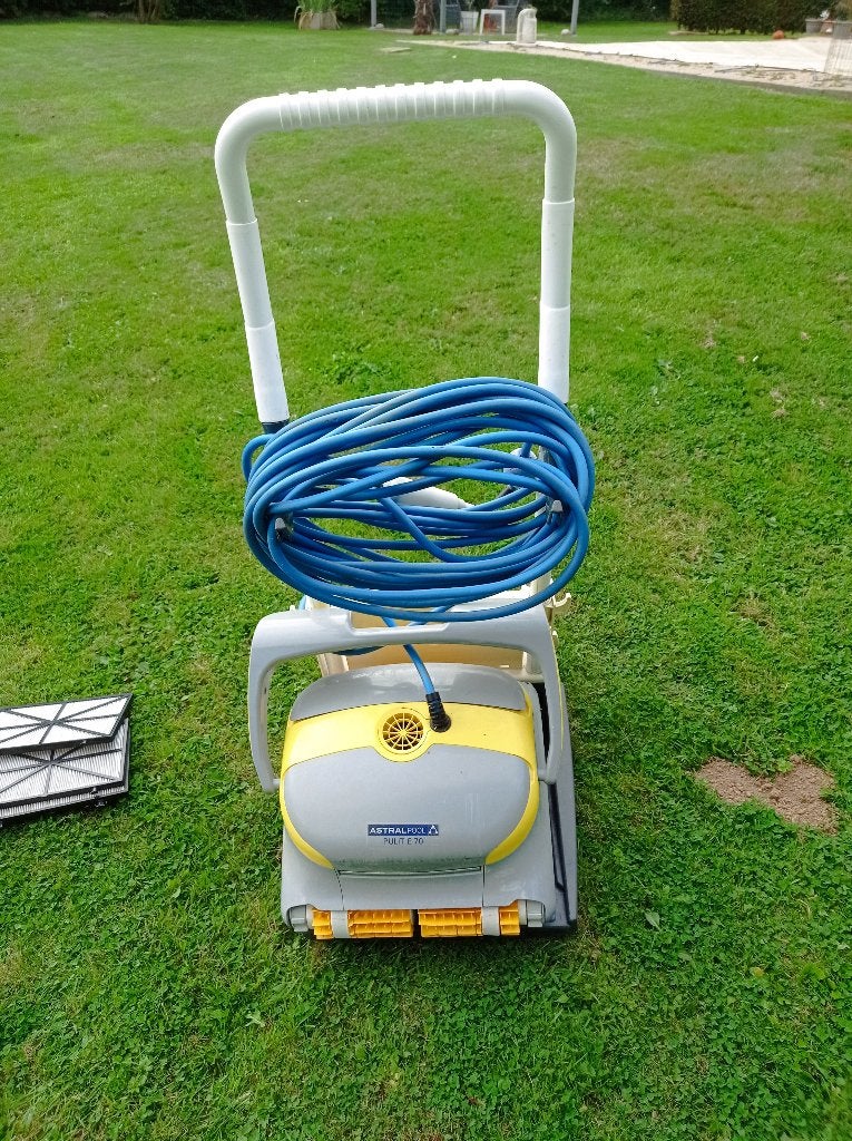 ROBOT PISCINE  ENTERREE - PULIT E70 AVEC CADDY, Jardin & Terrasse, Enlèvement, Utilisé, Autres types