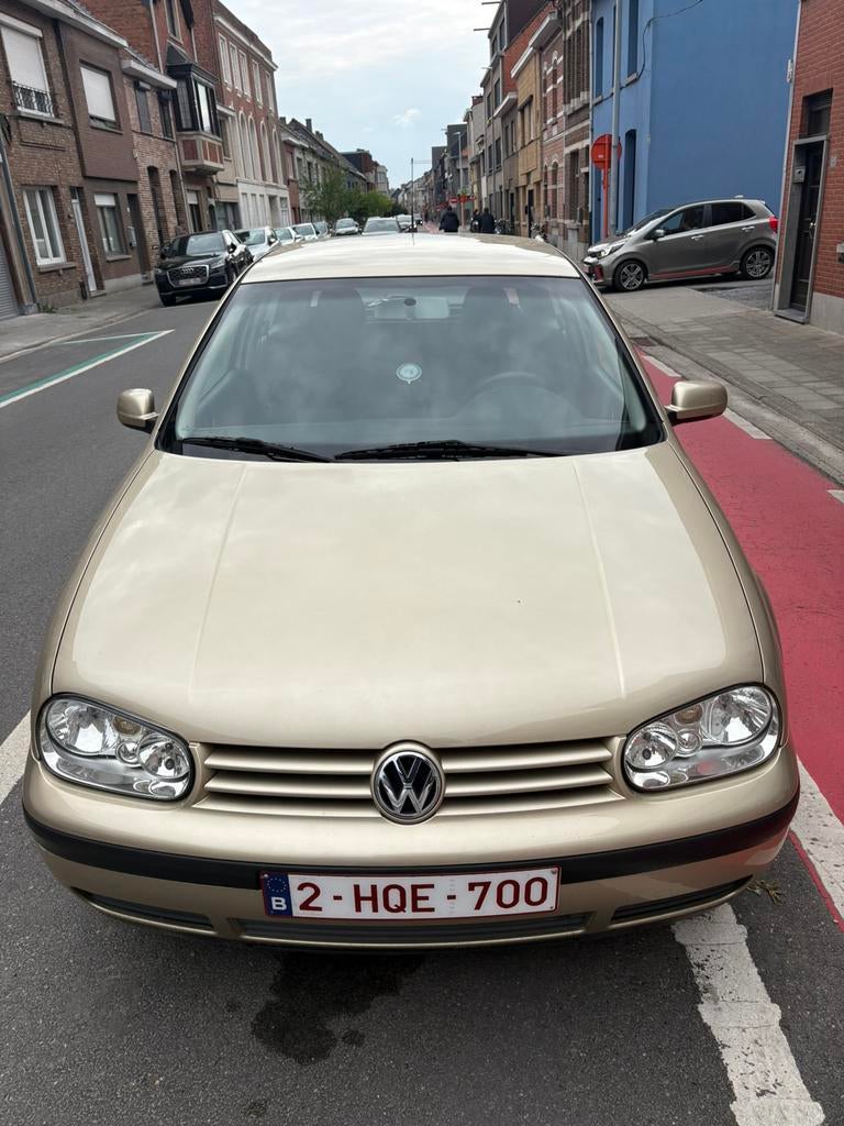 Golf 4, Enlèvement, Volkswagen