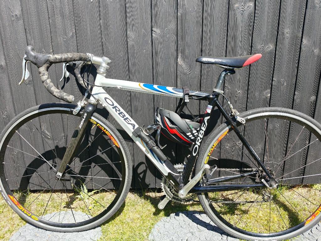 Koersfiets, Sport en Fitness, Wielrennen, Ophalen, Gebruikt, Helm