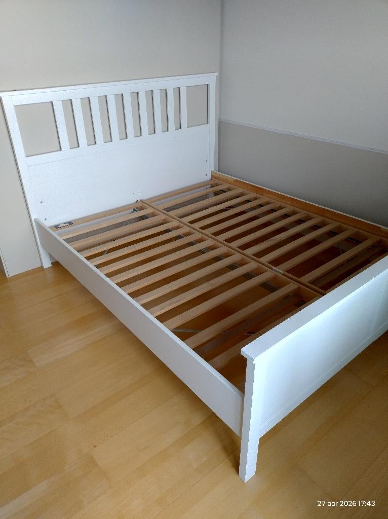 2 persoonsbed 160 x 200 wit, Huis en Inrichting, Slaapkamer | Bedden, Ophalen, Wit, Tweepersoons, Zo goed als nieuw