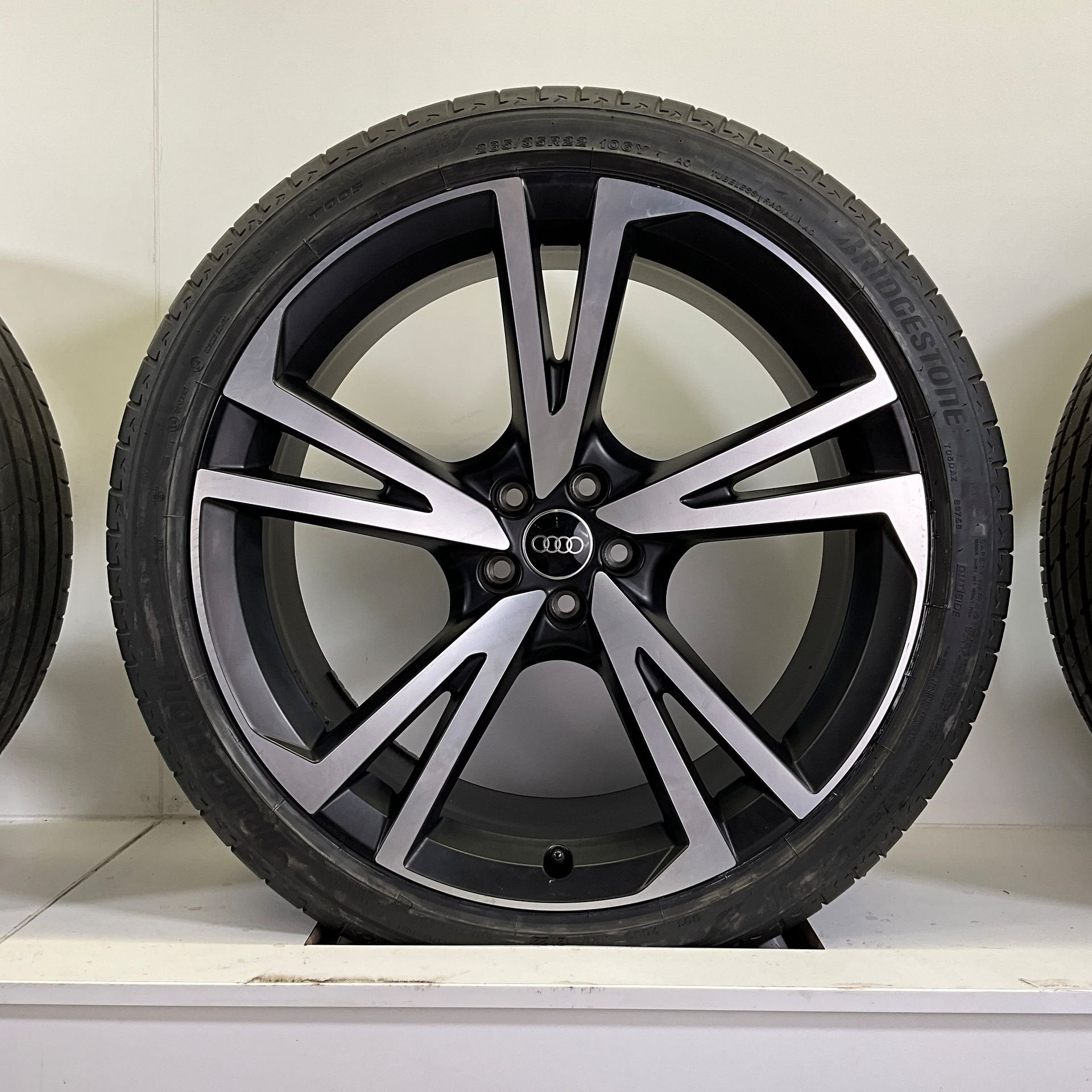 AUDI RSQ8 SQ8 Q8 SET VELGEN + ZOMERBANDEN 22 INCH, Auto-onderdelen, Gebruikt, -, 285 mm, -