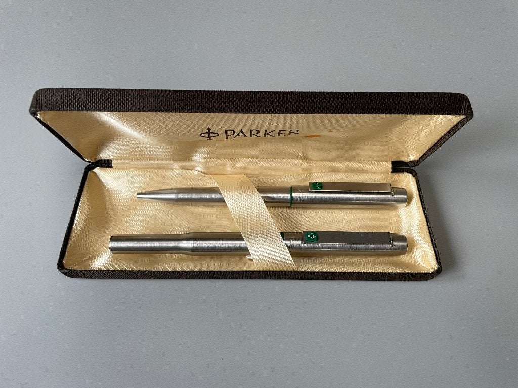 Parker 25 GROEN set vulpen & balpen, Verzamelen, Met doosje, Ophalen of Verzenden, Zo goed als nieuw, Parker