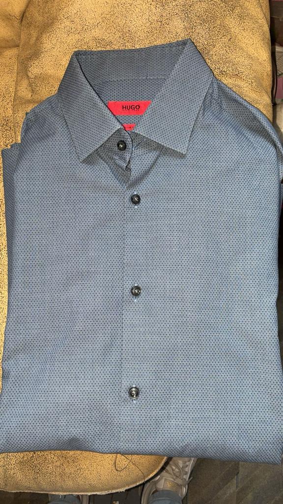 Chemise hugo boss, Enlèvement ou Envoi, Comme neuf, Taille 46 (S) ou plus petite, Autres couleurs