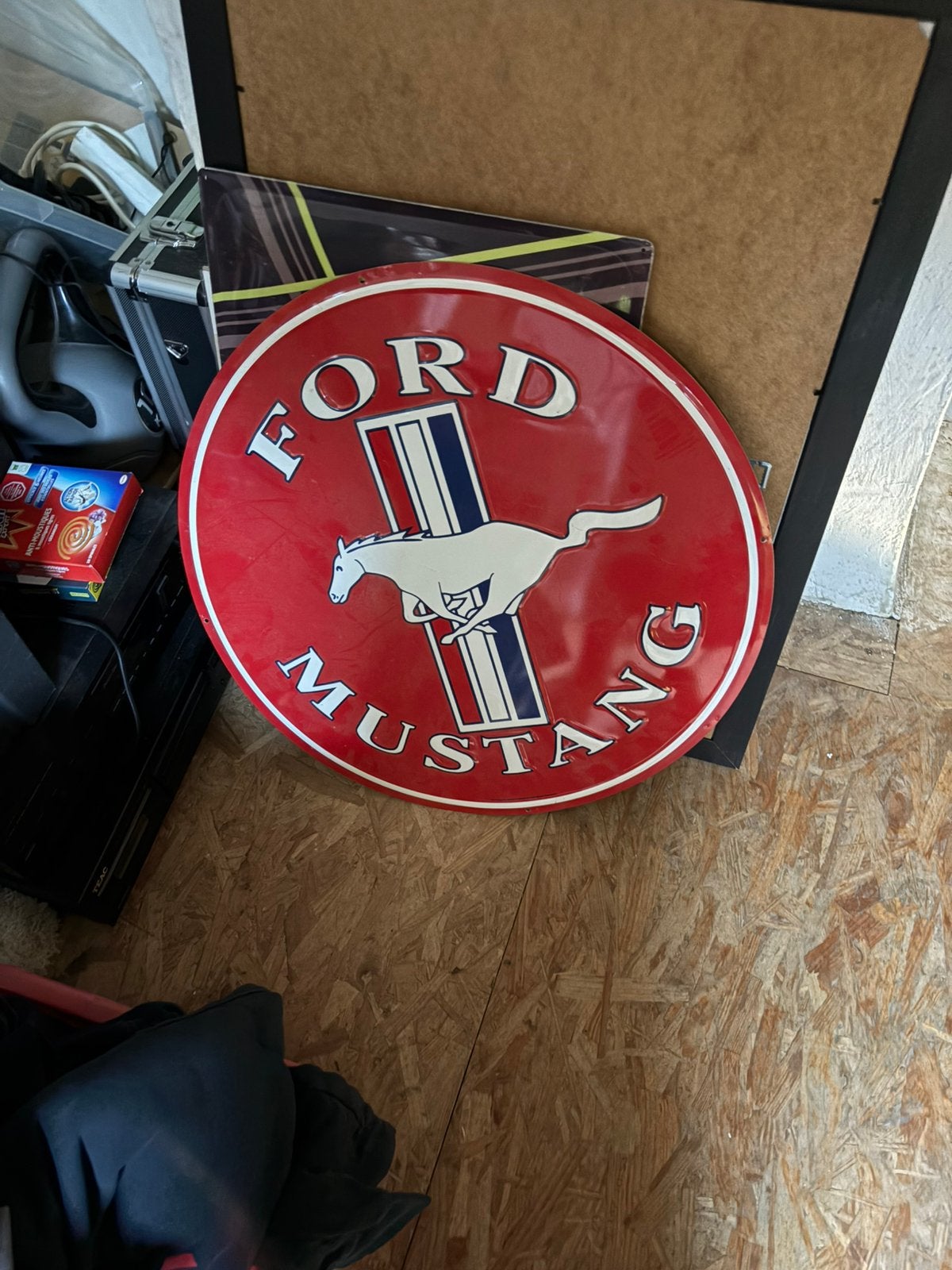 Ford Mustang, Enlèvement, Comme neuf