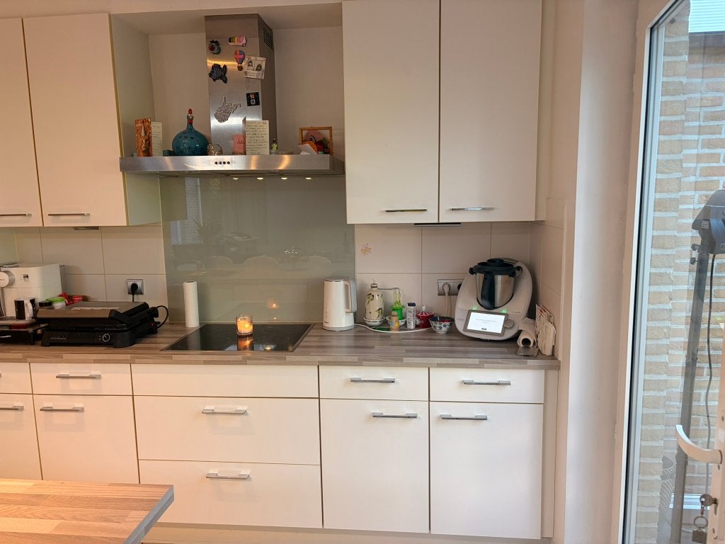 Cuisine complète avec électroménagers, Bois, Enlèvement, Blanc, Cuisine à mur double