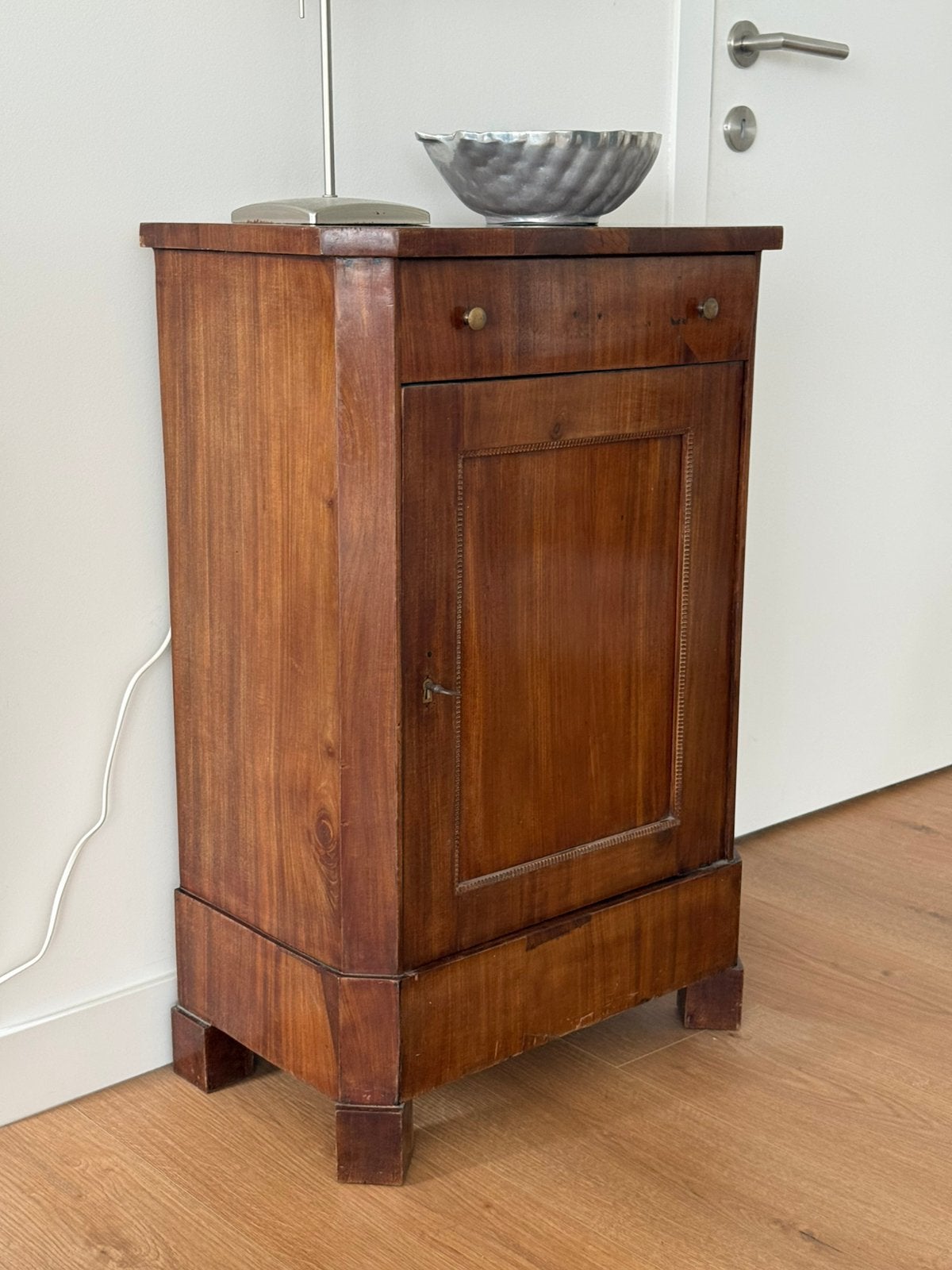 Petite armoire ancienne style Empire — XIXe siècle, Enlèvement