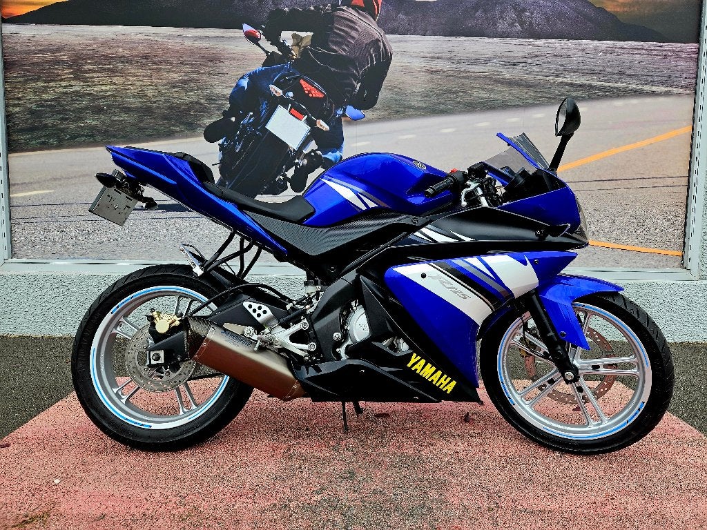 YAMAHA YZF 125 R, Motos, Entreprise, Occasion, Permis Moto A1 minimum, Super Sport