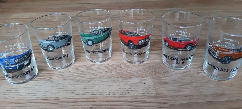 Jolies verres de voitures anciennes, Enlèvement ou Envoi