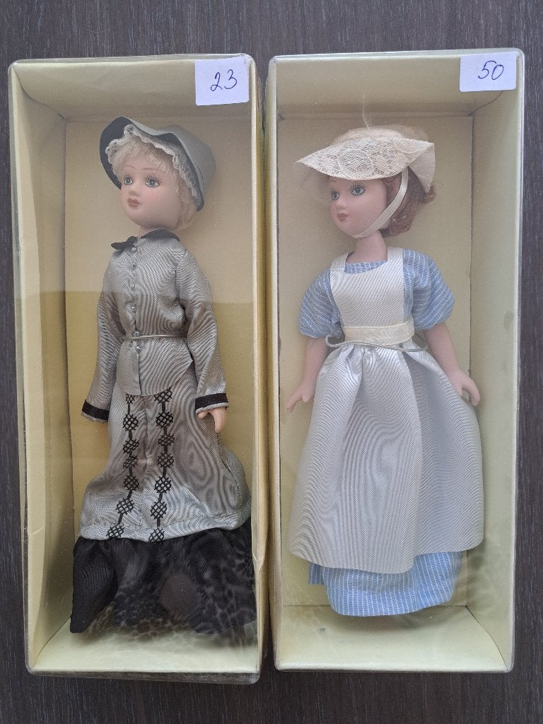 2 porselein poppen Nieuw, Enlèvement ou Envoi, Neuf, Poupée