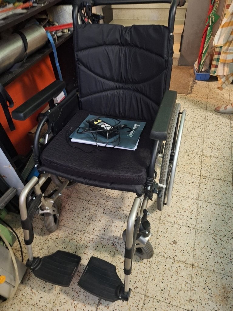 Rolstoel met motor, Diversen, Ophalen, Inklapbaar, Zo goed als nieuw, Duwrolstoel