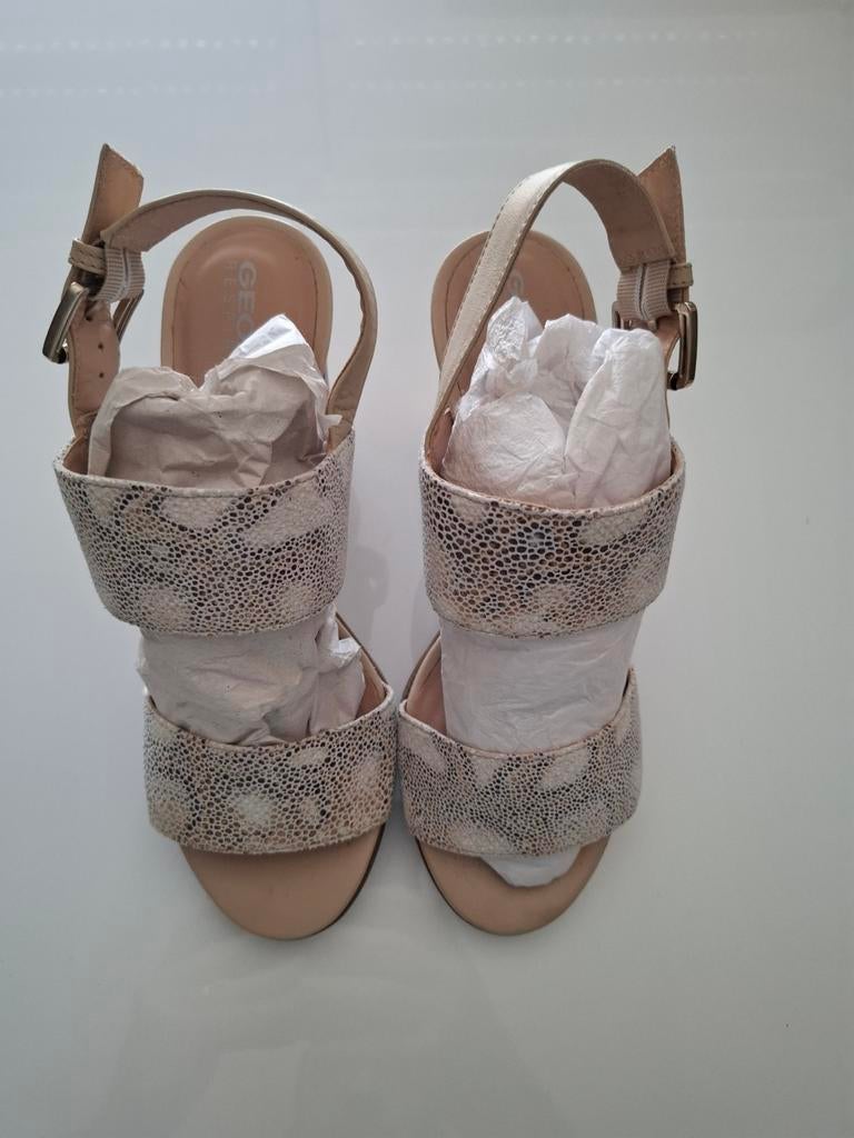 Chaussures dame Geox Respira 38,5, Enlèvement